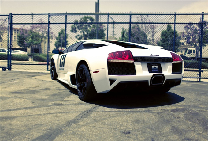 潍坊租车公司告诉你租车省油的方法