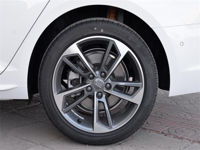 潍坊租车资讯-新手开车先练习这三点快速摆脱新手期