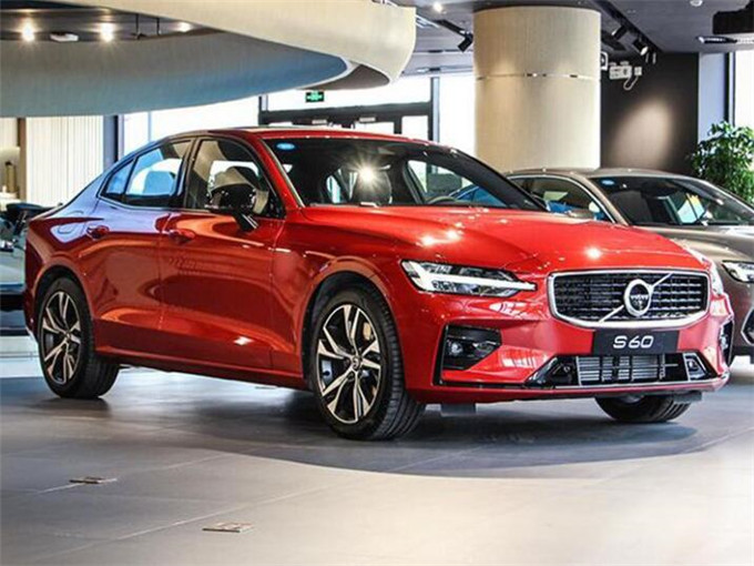 潍坊租车资讯-新手开车这三点让你快速起步